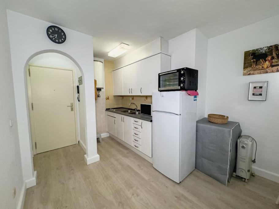 Apartamento Marina Roses Eksteriør bilde